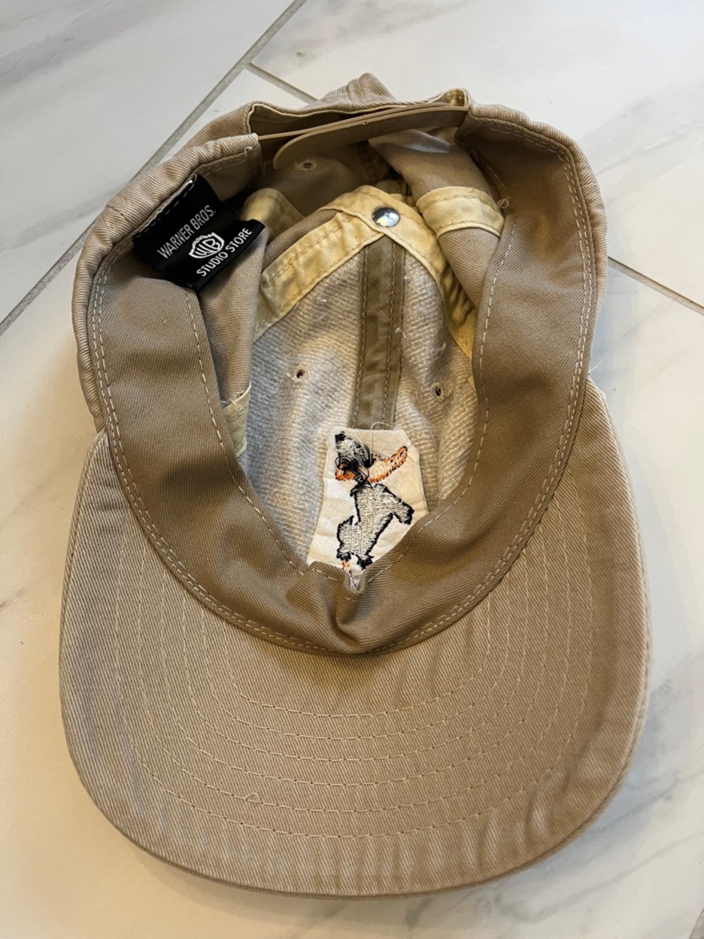 Tan Baseball Cap with Daffy Duck Embroidery - Picture 3 of 6